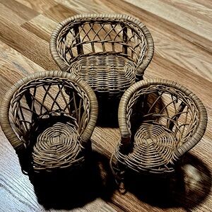 💚10 Dollhouse wicker, furniture, loveseat, and two chairs